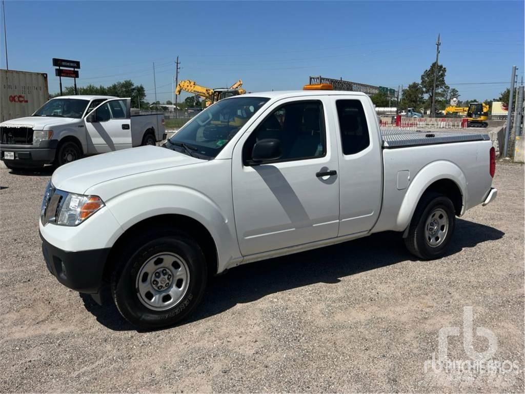 Nissan FRONTIER Pick-upy / Pojazdy z otwieranymi burtami