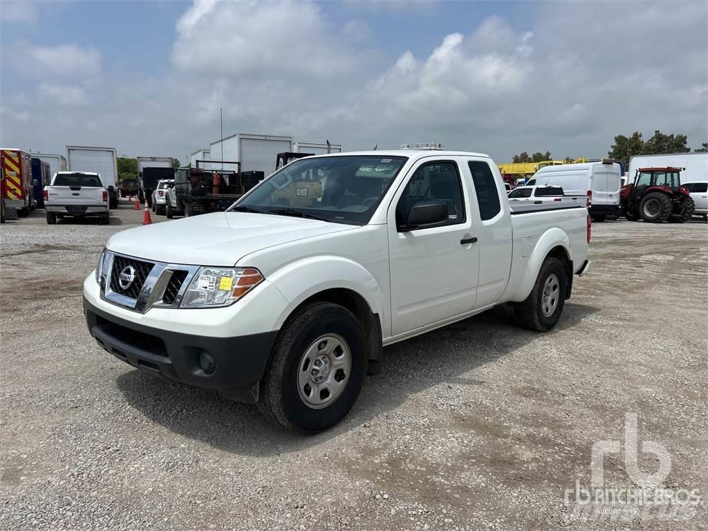 Nissan FRONTIER Pick-upy / Pojazdy z otwieranymi burtami
