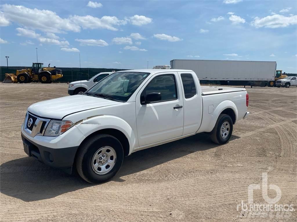 Nissan FRONTIER Pick-upy / Pojazdy z otwieranymi burtami