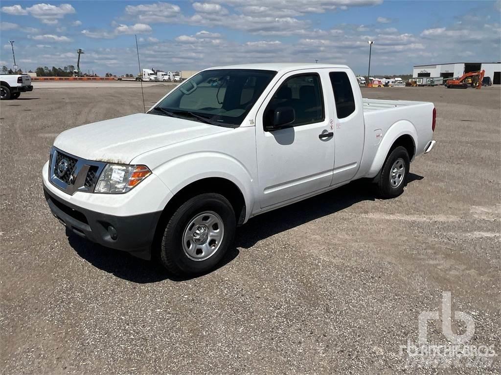 Nissan FRONTIER Pick-upy / Pojazdy z otwieranymi burtami