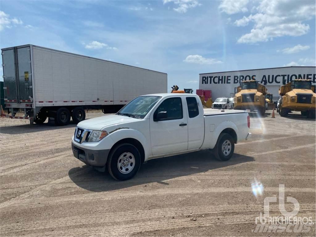 Nissan FRONTIER Pick-upy / Pojazdy z otwieranymi burtami