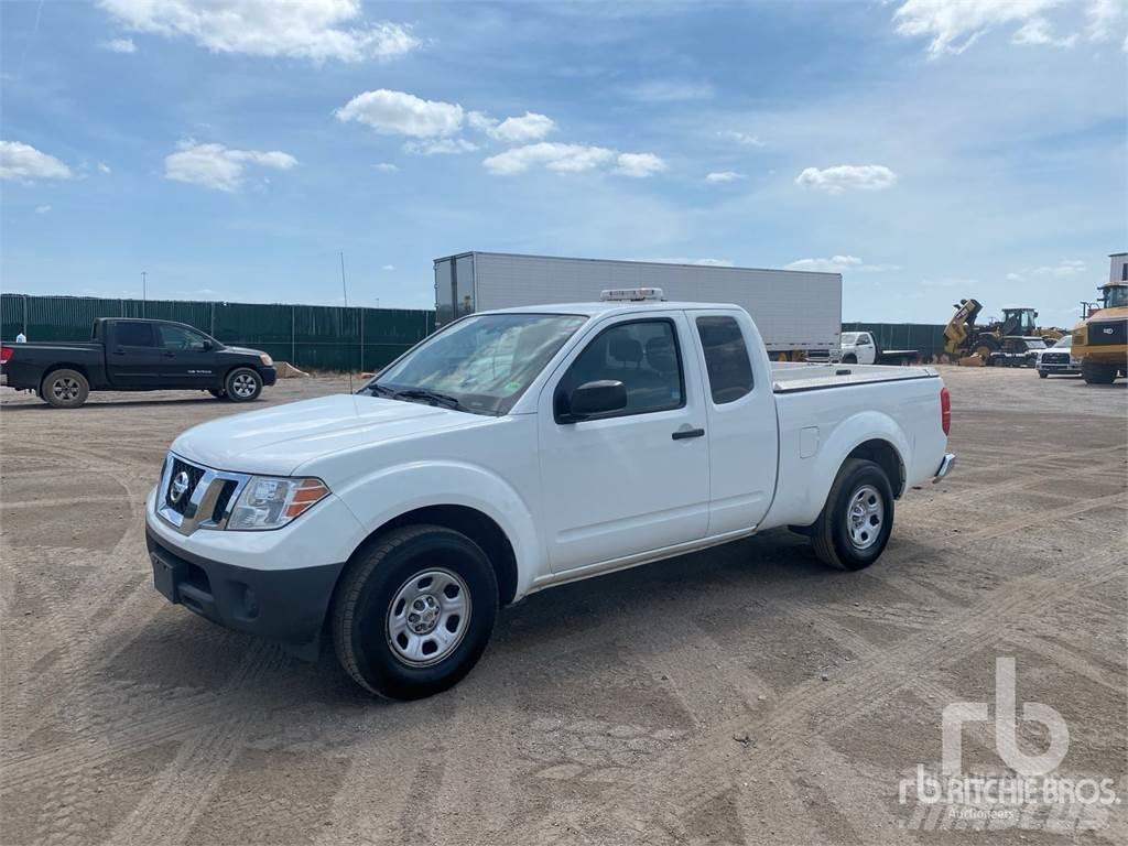 Nissan FRONTIER Pick-upy / Pojazdy z otwieranymi burtami