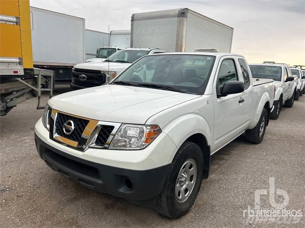 Nissan FRONTIER Pick-upy / Pojazdy z otwieranymi burtami