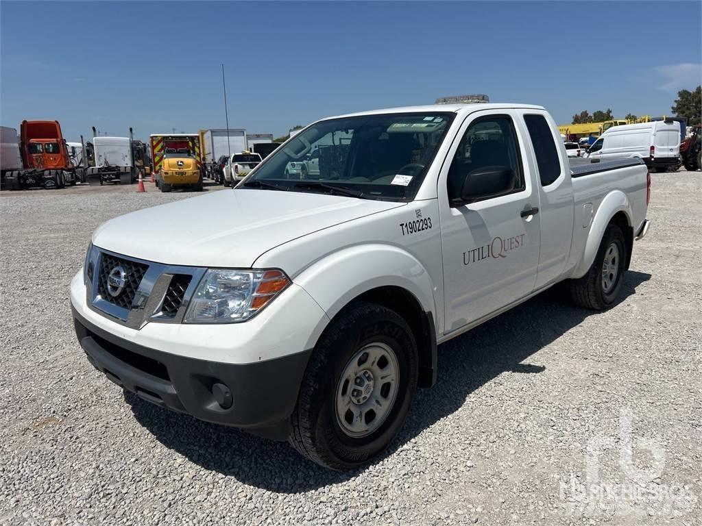 Nissan FRONTIER Pick-upy / Pojazdy z otwieranymi burtami