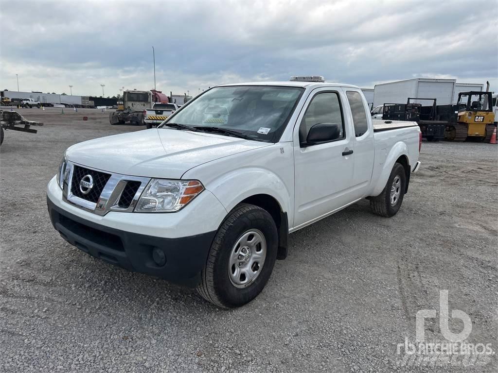 Nissan FRONTIER Pick-upy / Pojazdy z otwieranymi burtami