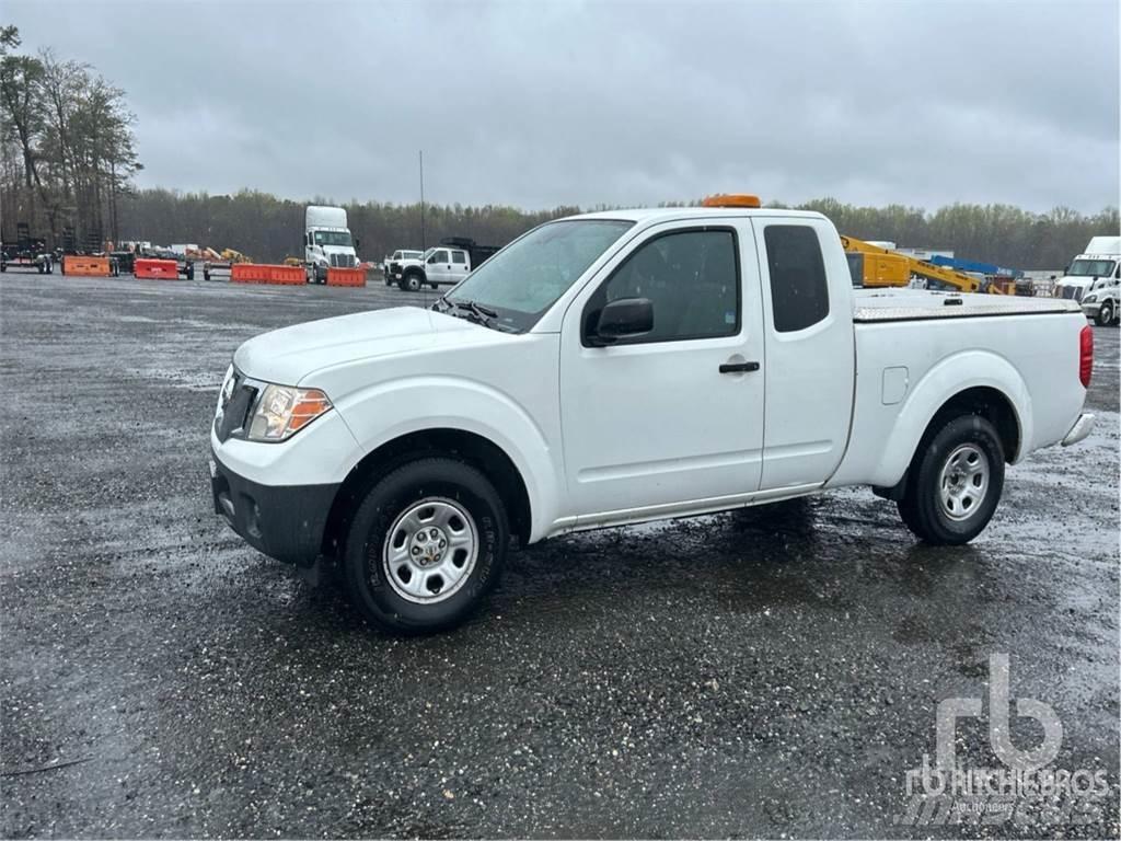 Nissan FRONTIER Pick-upy / Pojazdy z otwieranymi burtami