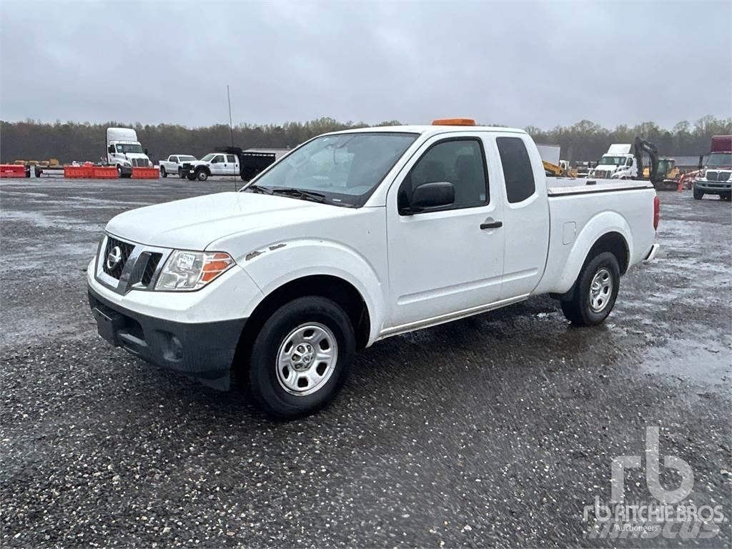 Nissan FRONTIER Pick-upy / Pojazdy z otwieranymi burtami