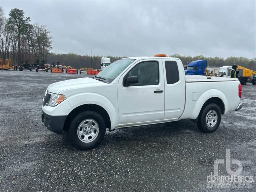 Nissan FRONTIER Pick-upy / Pojazdy z otwieranymi burtami