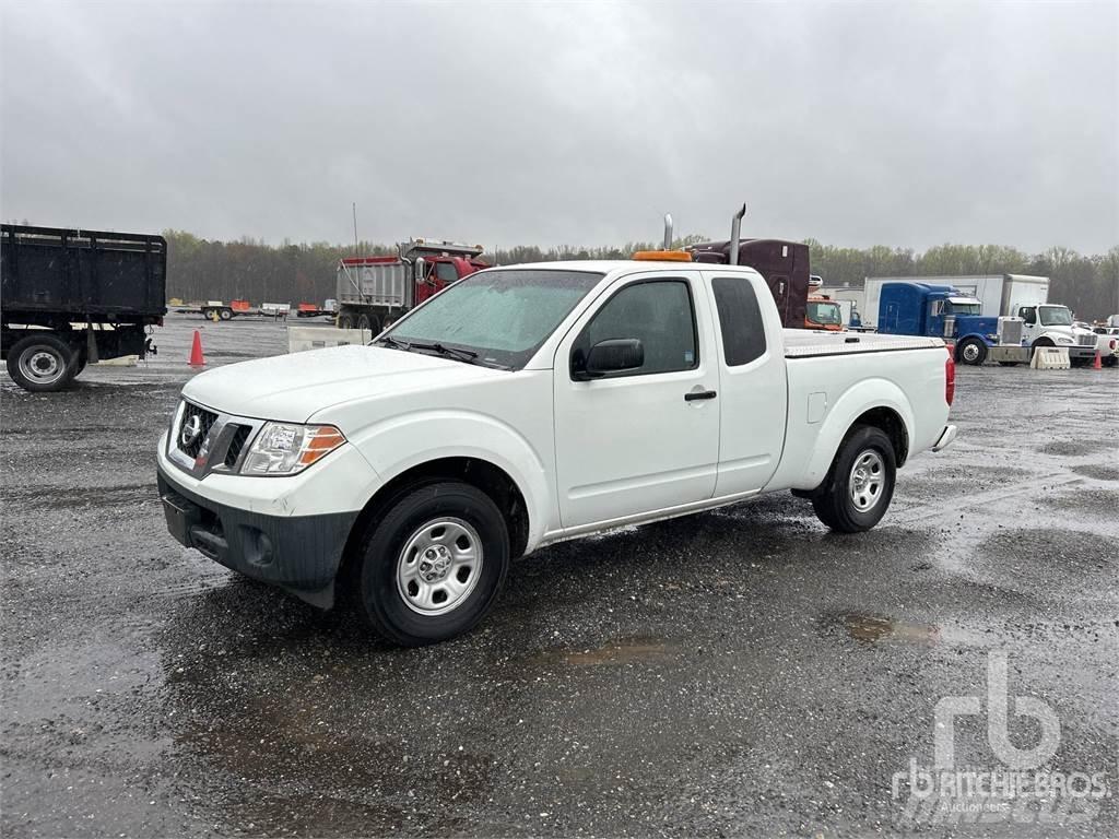 Nissan FRONTIER Pick-upy / Pojazdy z otwieranymi burtami