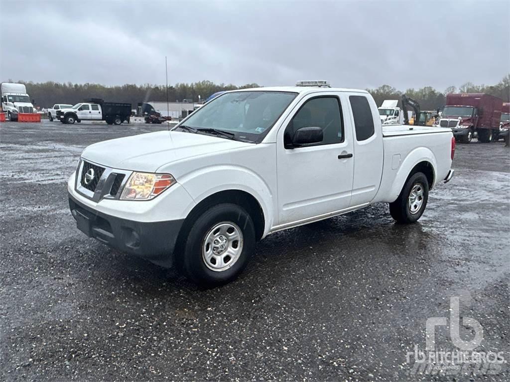 Nissan FRONTIER Pick-upy / Pojazdy z otwieranymi burtami