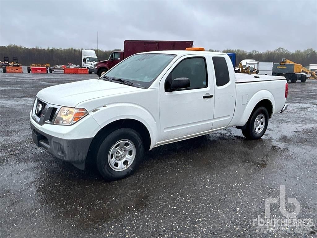 Nissan FRONTIER Pick-upy / Pojazdy z otwieranymi burtami