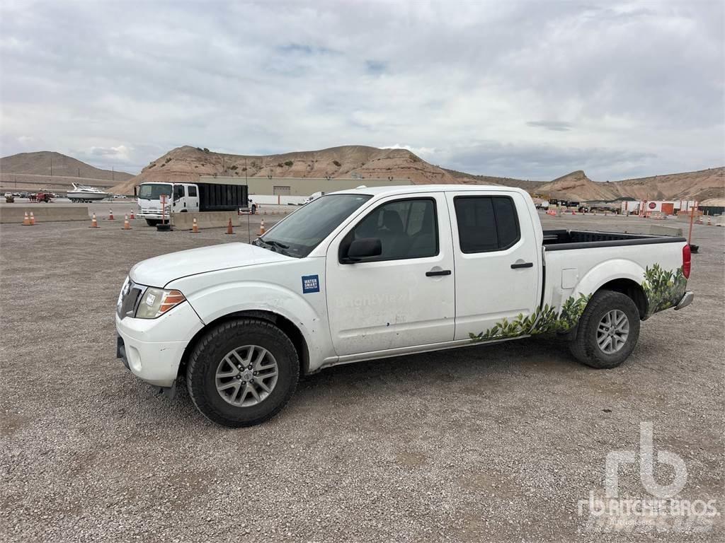 Nissan FRONTIER Pick-upy / Pojazdy z otwieranymi burtami