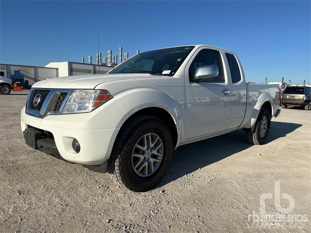 Nissan FRONTIER Pick-upy / Pojazdy z otwieranymi burtami