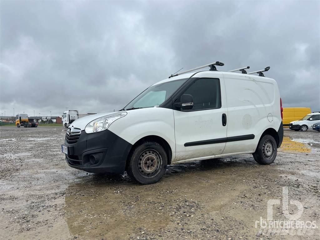 Opel COMBO Busy / Vany