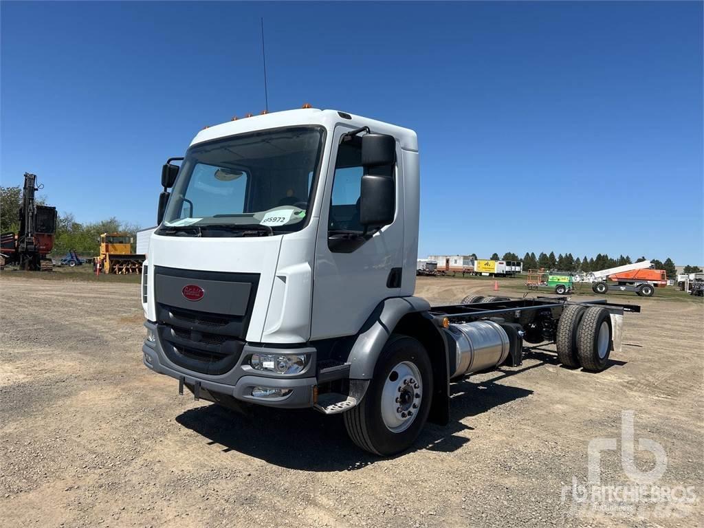 Peterbilt 220 Pojazdy pod zabudowę
