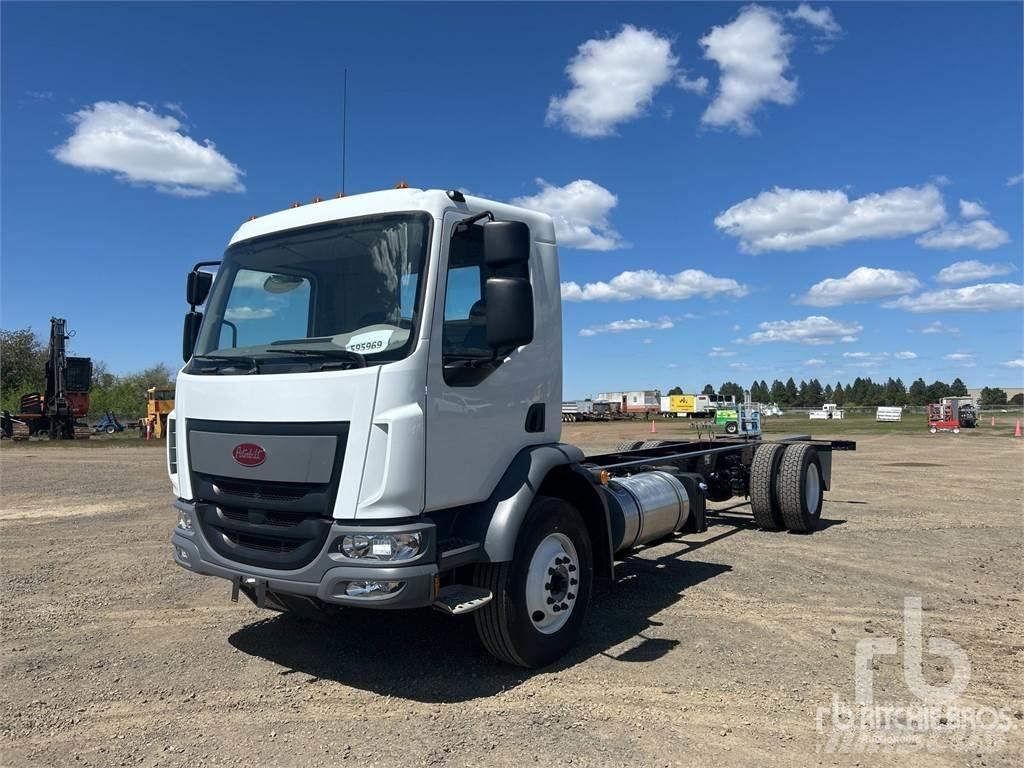 Peterbilt 220 Pojazdy pod zabudowę