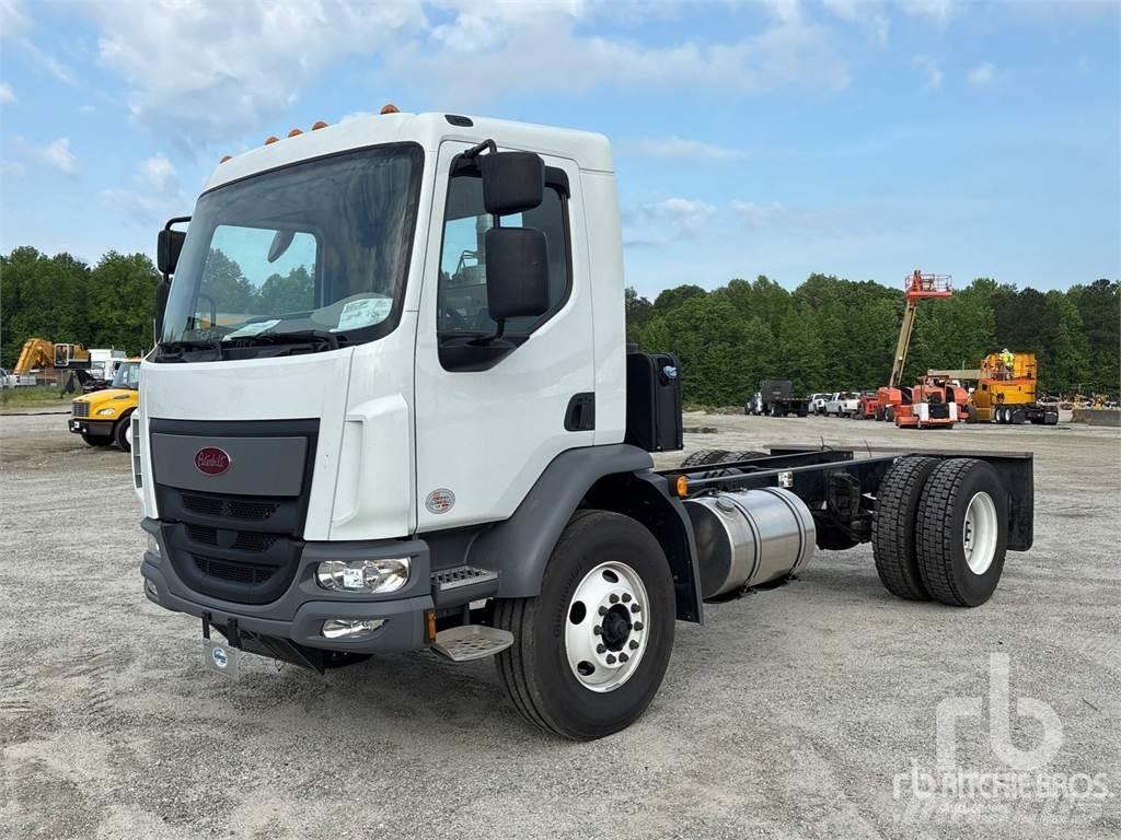Peterbilt 220 Pojazdy pod zabudowę