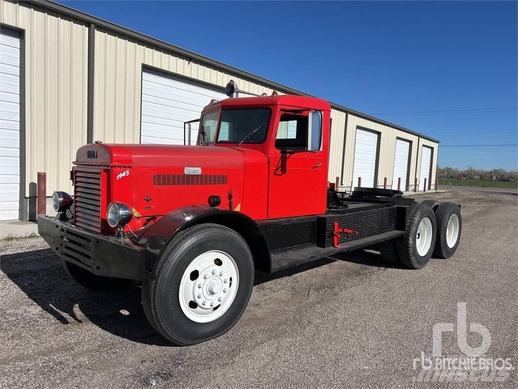 Peterbilt 354DT Ciągniki siodłowe