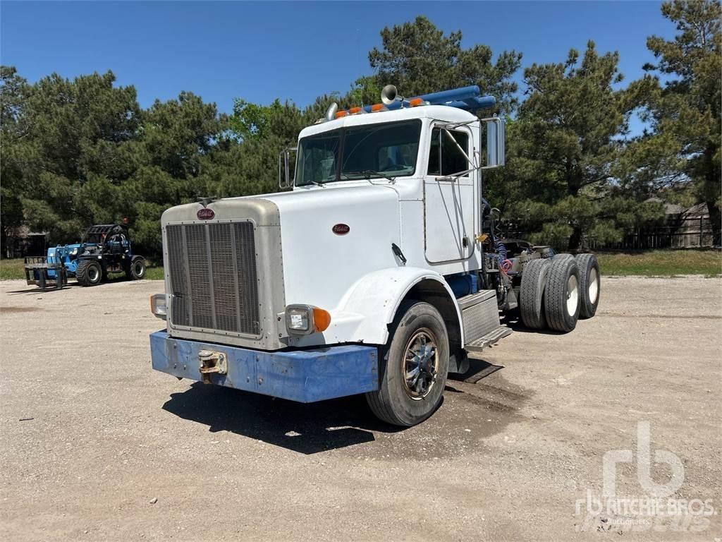Peterbilt 378 Lawety / pojazdy z wciągarką