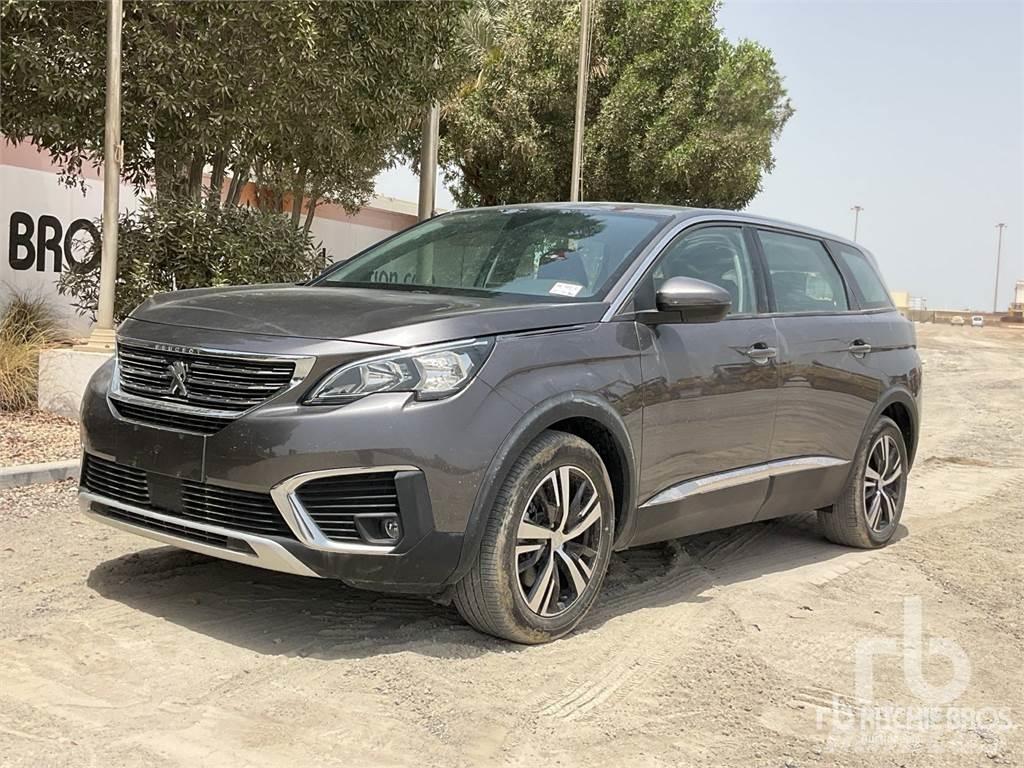Peugeot 5008 Samochody osobowe