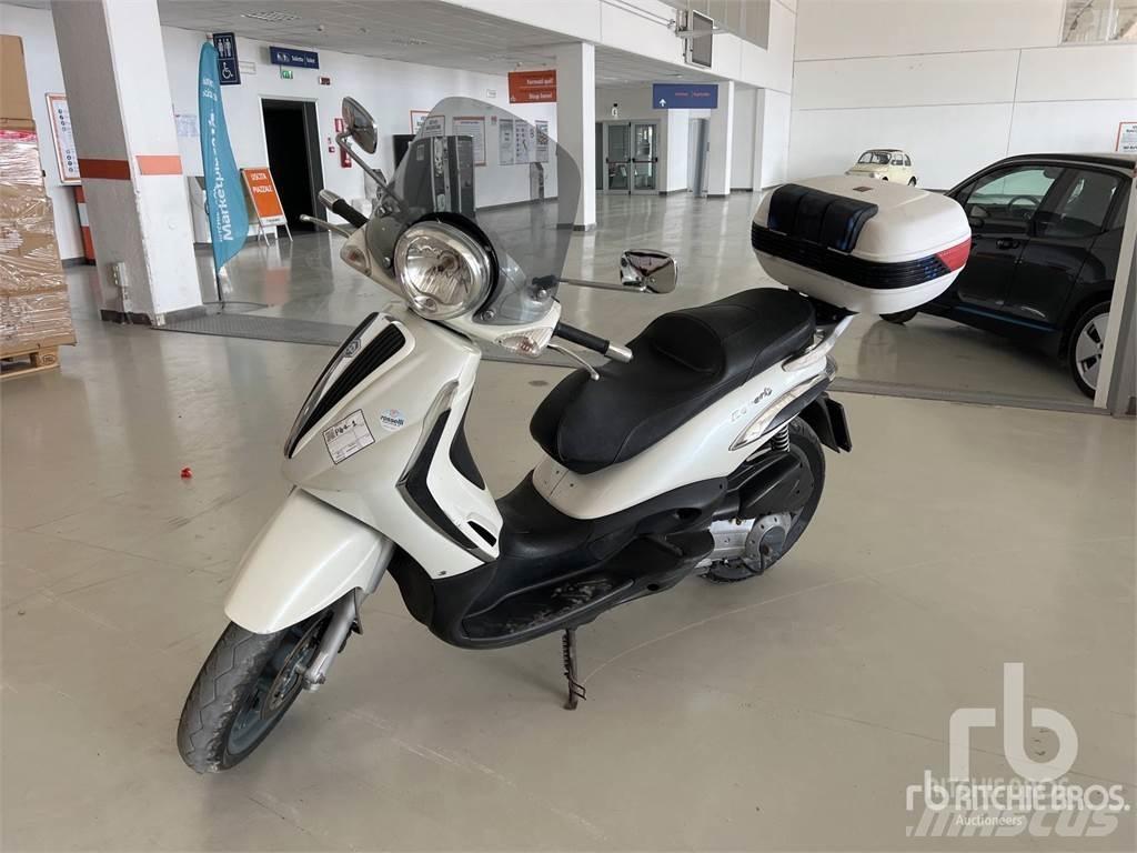 Piaggio BEVERLY Samochody osobowe