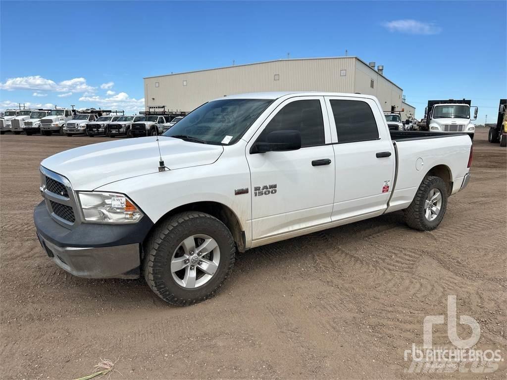 RAM 1500 Pick-upy / Pojazdy z otwieranymi burtami