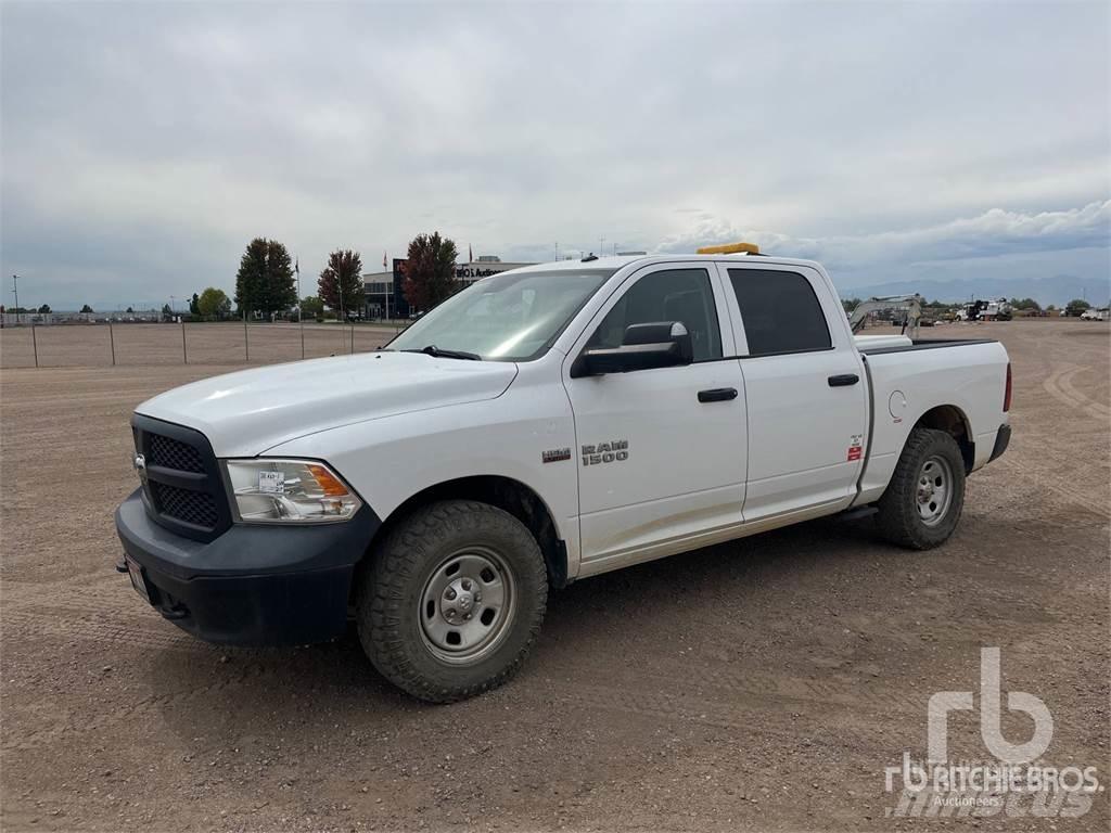 RAM 1500 Pick-upy / Pojazdy z otwieranymi burtami