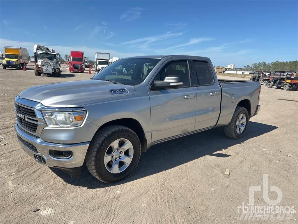 RAM 1500 Pick-upy / Pojazdy z otwieranymi burtami