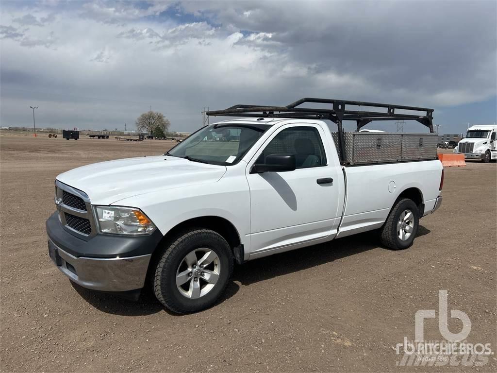 RAM 1500 Pick-upy / Pojazdy z otwieranymi burtami