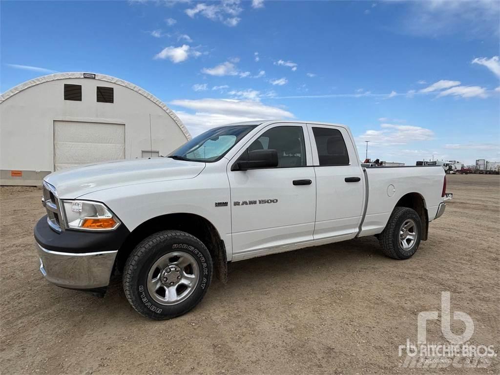 RAM 1500 Pick-upy / Pojazdy z otwieranymi burtami