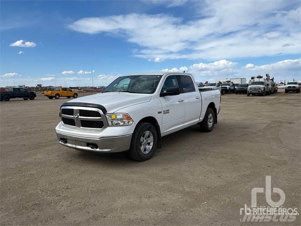 RAM 1500 Pick-upy / Pojazdy z otwieranymi burtami