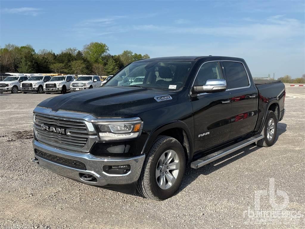 RAM 1500 Pick-upy / Pojazdy z otwieranymi burtami