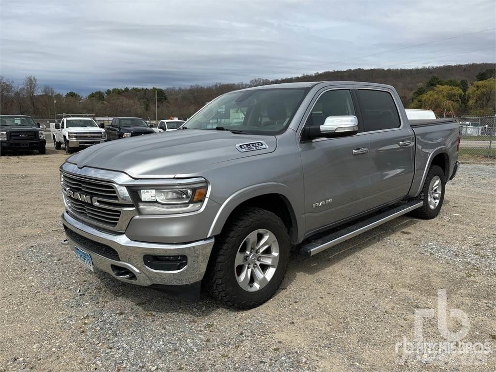 RAM 1500 Pick-upy / Pojazdy z otwieranymi burtami