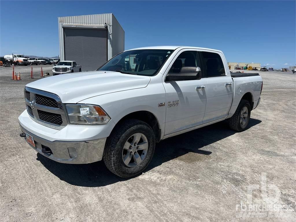 RAM 1500 Pick-upy / Pojazdy z otwieranymi burtami