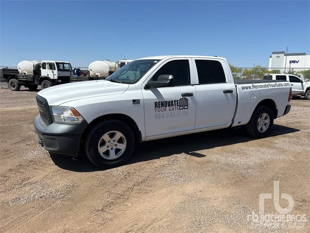 RAM 1500 Pick-upy / Pojazdy z otwieranymi burtami