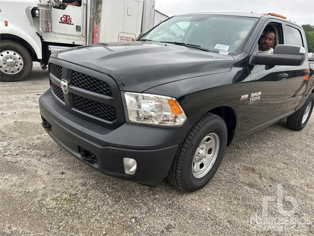 RAM 1500 Pick-upy / Pojazdy z otwieranymi burtami