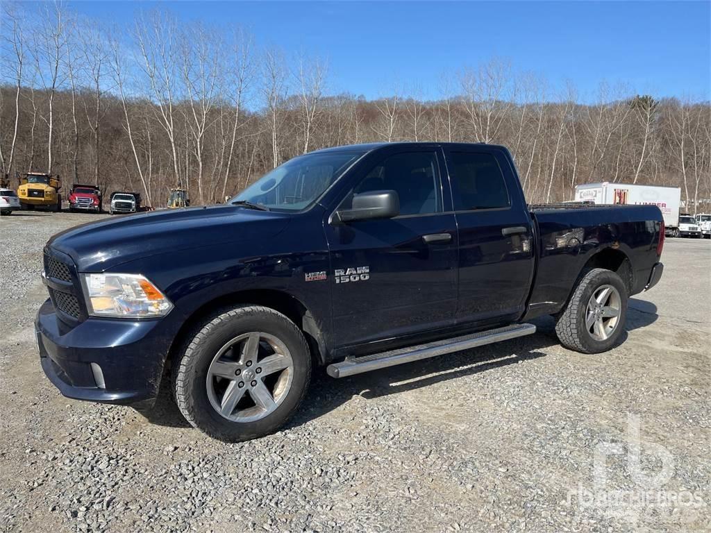 RAM 1500 Pick-upy / Pojazdy z otwieranymi burtami