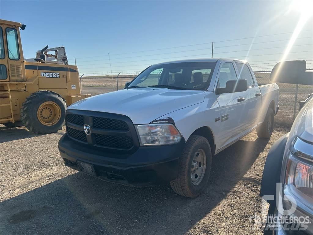RAM 1500 Pick-upy / Pojazdy z otwieranymi burtami