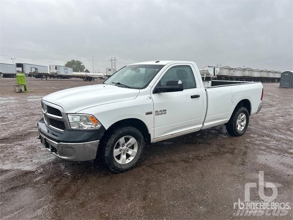RAM 1500 Pick-upy / Pojazdy z otwieranymi burtami