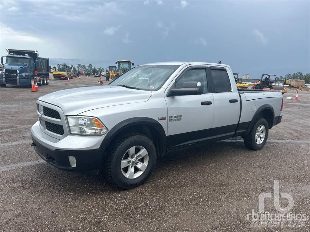 RAM 1500 Pick-upy / Pojazdy z otwieranymi burtami