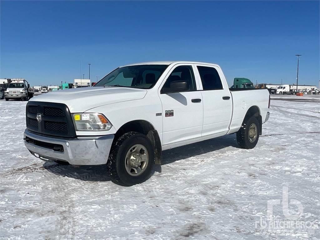 RAM 2500 Pick-upy / Pojazdy z otwieranymi burtami
