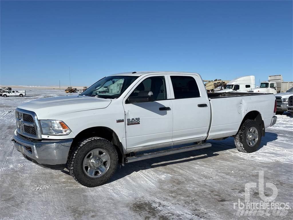 RAM 2500 Pick-upy / Pojazdy z otwieranymi burtami