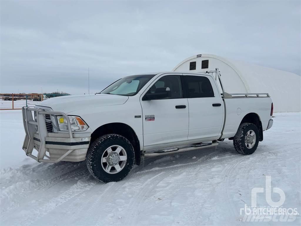 RAM 2500 Pick-upy / Pojazdy z otwieranymi burtami