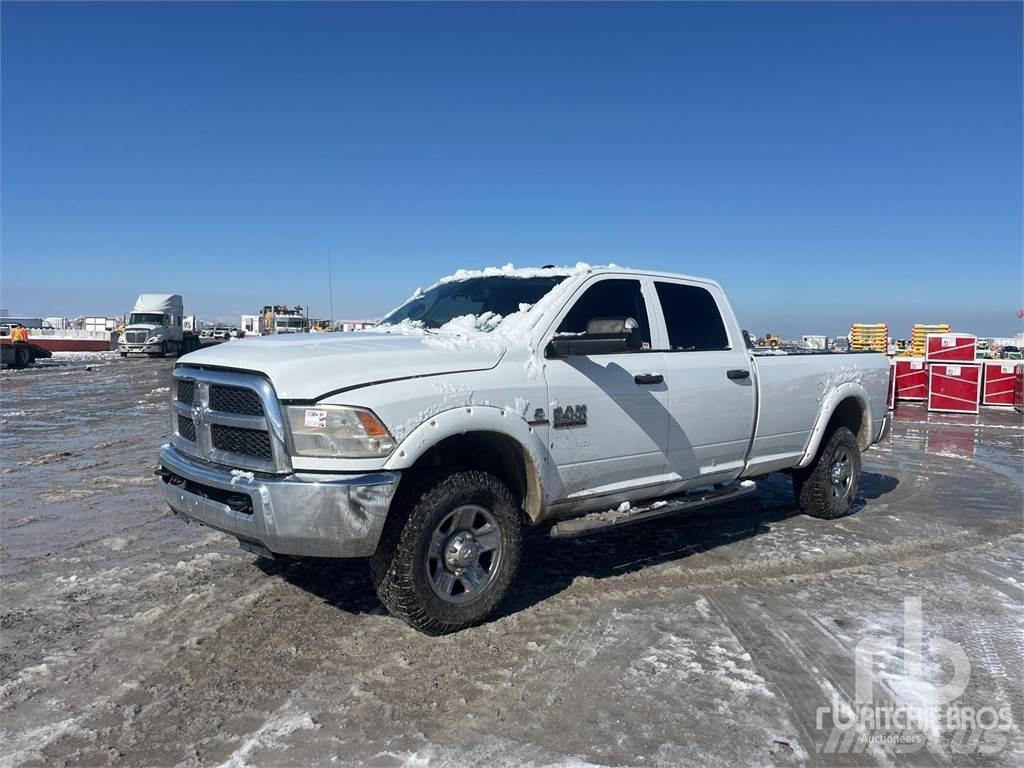 RAM 2500 Pick-upy / Pojazdy z otwieranymi burtami