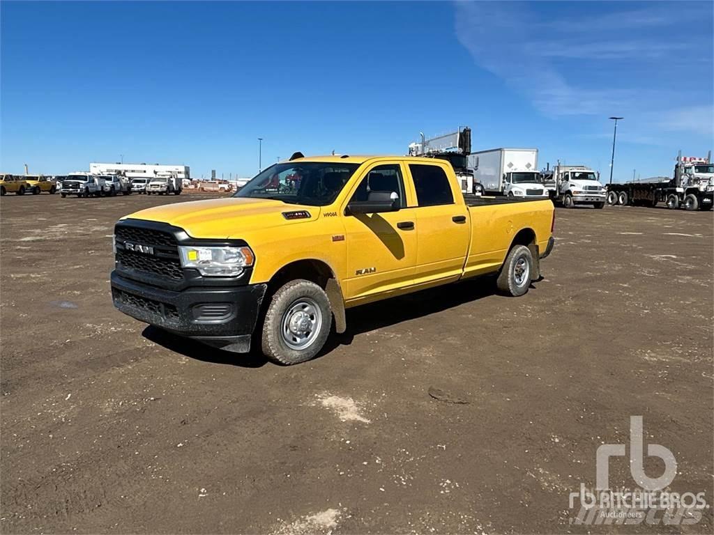 RAM 2500 Pick-upy / Pojazdy z otwieranymi burtami