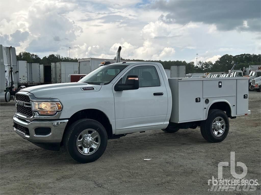 RAM 2500 Pojazdy komunalne