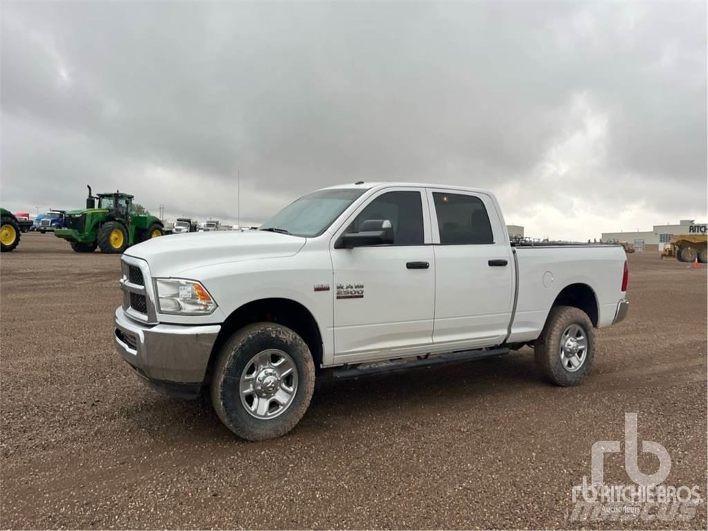 RAM 2500 Pick-upy / Pojazdy z otwieranymi burtami