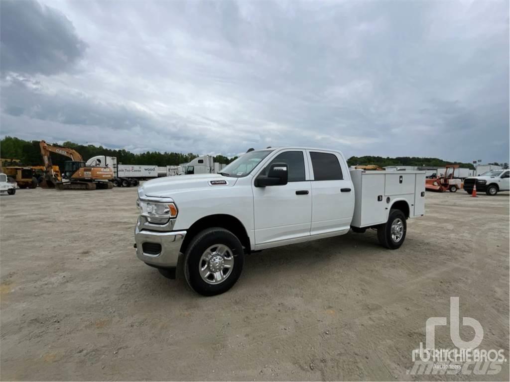 RAM 2500 Pojazdy komunalne