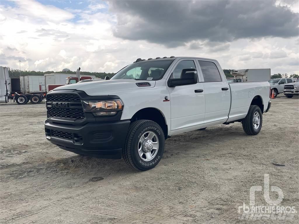 RAM 2500 Pick-upy / Pojazdy z otwieranymi burtami