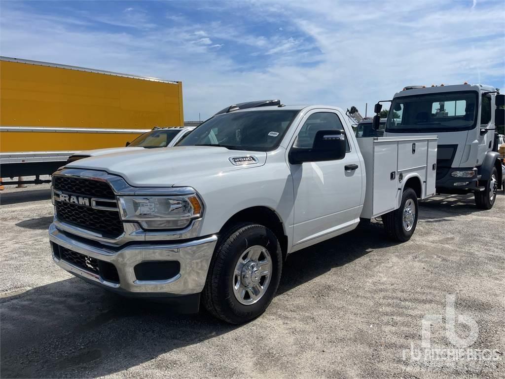 RAM 2500 Pojazdy komunalne